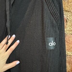 ALO black ribbed soft drawstring joggers